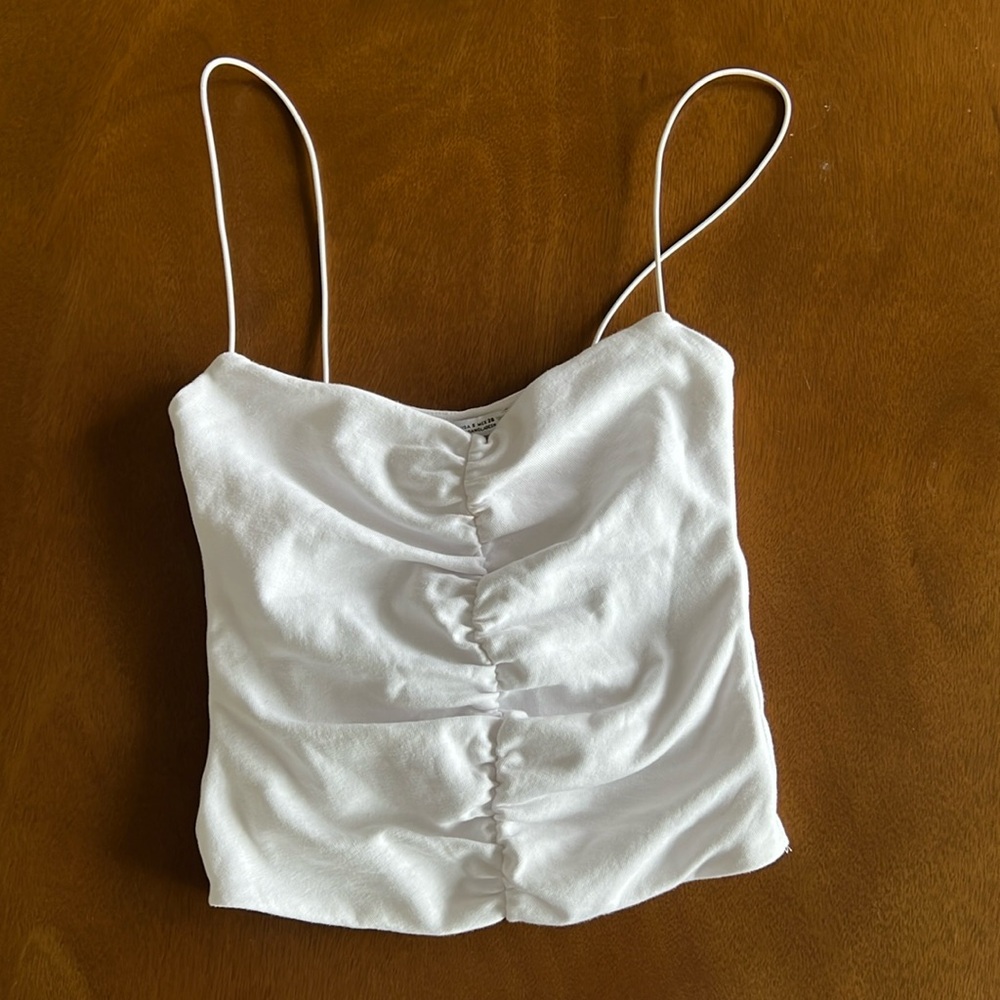 Zara white ruched cropped tank Women’s small.